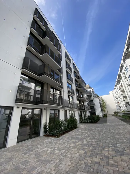 Erstbezug 2026: Moderne 2-Zimmer-Neubauwohnung mit Balkon & EBK am Maybachufer — photo 1